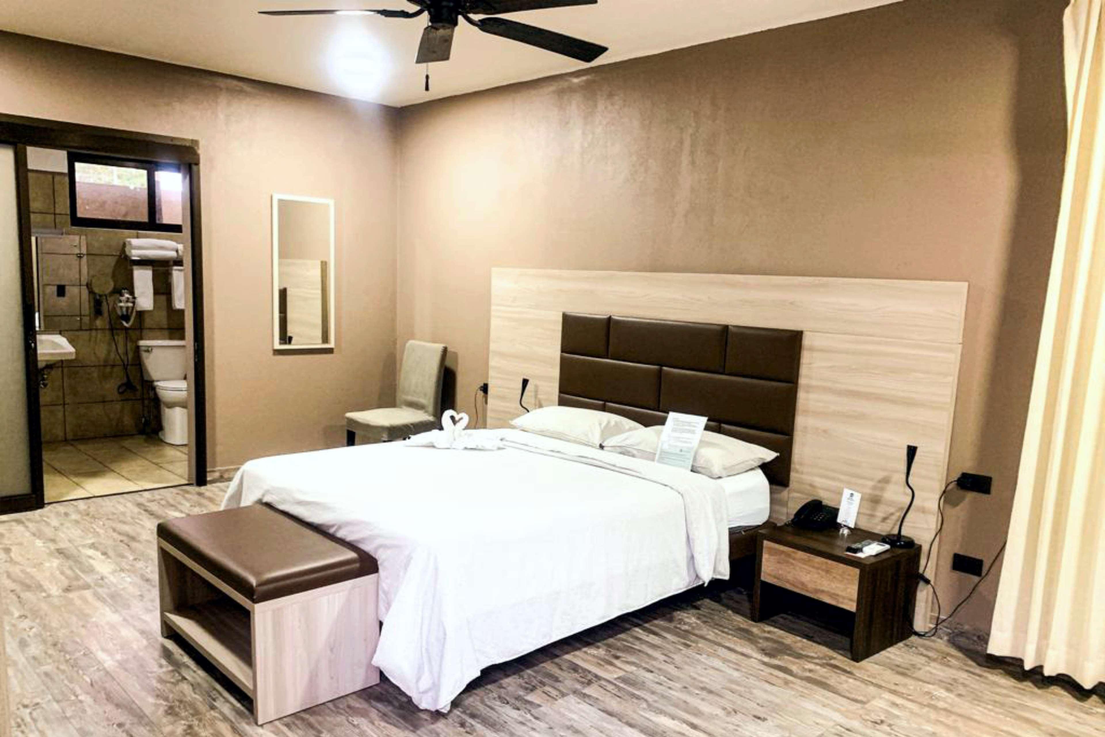 Best Western El Sitio Hotel & Casino Liberia Εξωτερικό φωτογραφία