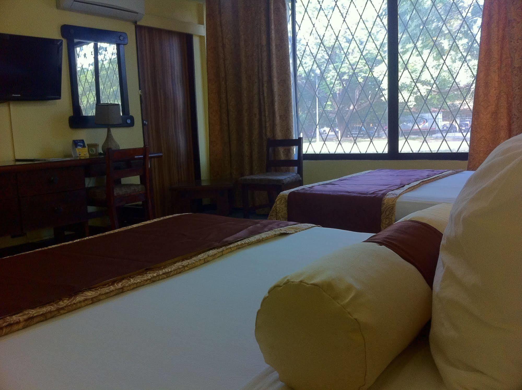Best Western El Sitio Hotel & Casino Liberia Εξωτερικό φωτογραφία