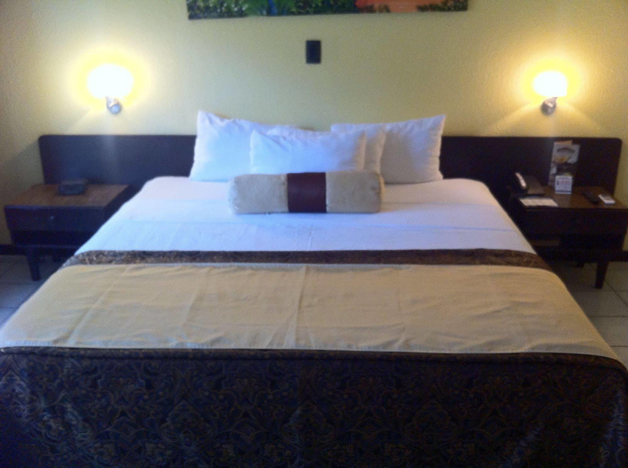 Best Western El Sitio Hotel & Casino Liberia Εξωτερικό φωτογραφία